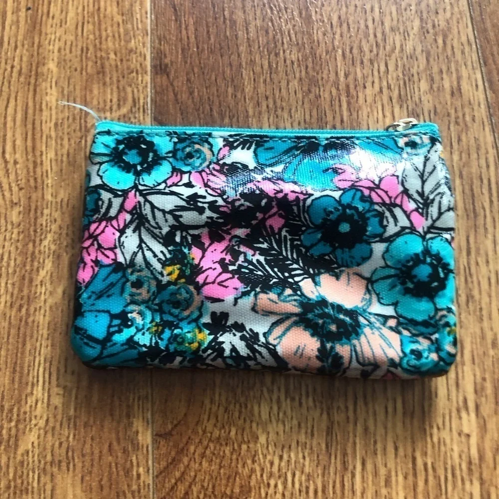 Floral zipper coin Pouch - Picture 2 of 3